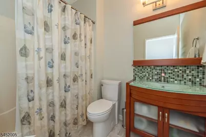 607 Brittany Dr, Wayne, NJ 07470 - Photo 18