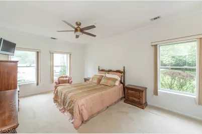 607 Brittany Dr, Wayne, NJ 07470 - Photo 14