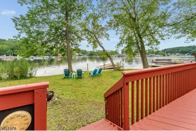 16 Sierra Rd, Jefferson Township, NJ 07849 - Photo 4
