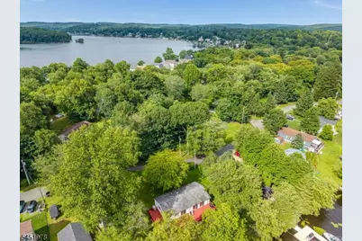 16 Sierra Rd, Jefferson Township, NJ 07849 - Photo 32