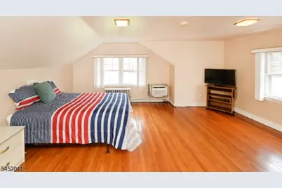 1556 Wyndmoor Ave, Hillside, NJ 07205 - Photo 18