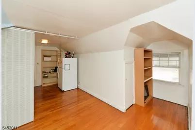 1556 Wyndmoor Ave, Hillside, NJ 07205 - Photo 16