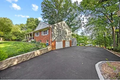 64 Grandview Dr, North Haledon, NJ 07508 - Photo 4