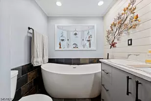 64 Grandview Dr, North Haledon, NJ 07508 - Photo 22
