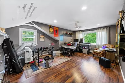 64 Grandview Dr, North Haledon, NJ 07508 - Photo 28