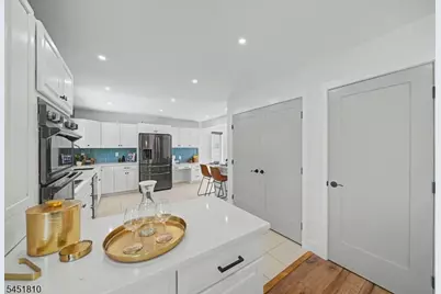 5 Three Rivers Drive, Jefferson Township, NJ 07849 - Photo 16