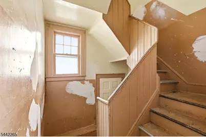 28 Underwood St, Newark, NJ 07106 - Photo 30