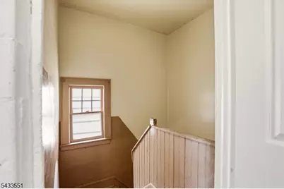 28 Underwood St, Newark, NJ 07106 - Photo 14