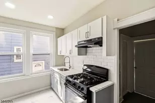 28 Underwood St, Newark, NJ 07106 - Photo 22