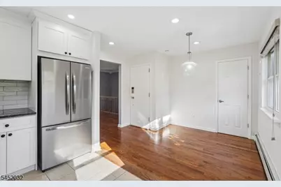 39 Manchester Ct, Wayne, NJ 07470 - Photo 14