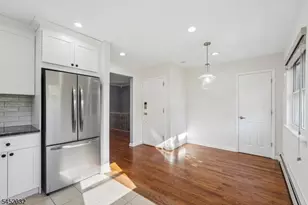 39 Manchester Ct, Wayne, NJ 07470 - Photo 14