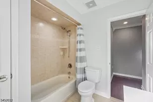39 Manchester Ct, Wayne, NJ 07470 - Photo 24