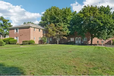 39 Manchester Ct, Wayne, NJ 07470 - Photo 28