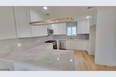 135 Lake Shore Dr, Parsippany, NJ 07054 - Photo 8