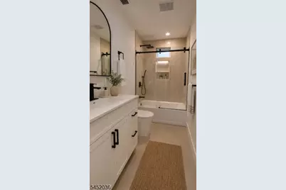 135 Lake Shore Dr, Parsippany, NJ 07054 - Photo 14