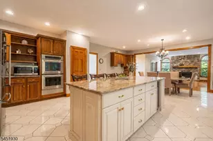 40 Newland Ct, Bridgewater Twp., NJ 08807 - Photo 6