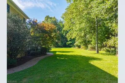 40 Newland Ct, Bridgewater, NJ 08807 - Photo 32