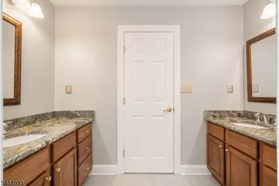 40 Newland Ct, Bridgewater Twp., NJ 08807 - Photo 24