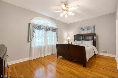 40 Newland Ct, Bridgewater, NJ 08807 - Photo 12