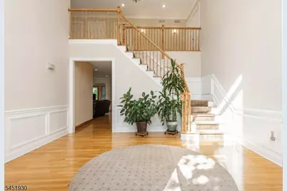 40 Newland Ct, Bridgewater Twp., NJ 08807 - Photo 4