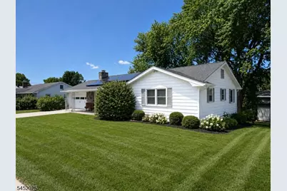 124 Main St, Bloomsbury, NJ 08804 - Photo 2