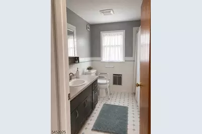 124 Main St, Bloomsbury, NJ 08804 - Photo 8