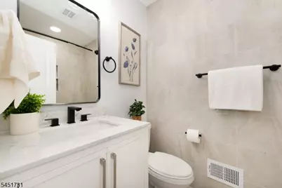 200 19th Ave, Irvington, NJ 07111 - Photo 20