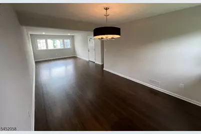 1006 Gifford Ct #2, Union Township, NJ 07083 - Photo 6