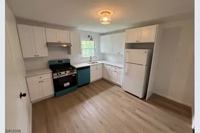 1006 Gifford Ct #2, Union Township, NJ 07083 - Photo 2