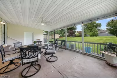 108 Independence Dr, Roselle, NJ 07203 - Photo 24