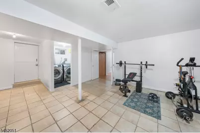 108 Independence Dr, Roselle, NJ 07203 - Photo 22