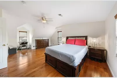 108 Independence Dr, Roselle, NJ 07203 - Photo 14