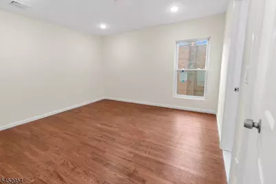 1142 Clinton Ave #1, Irvington, NJ 07111 - Photo 8