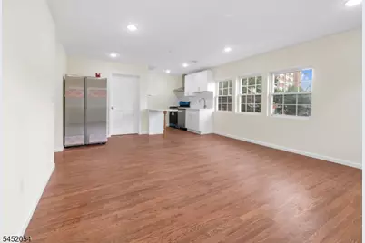 1142 Clinton Ave #1, Irvington, NJ 07111 - Photo 4