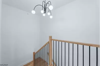 369 6th Ave, Newark, NJ 07107 - Photo 18
