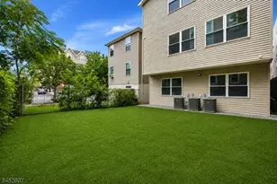 369 6th Ave, Newark, NJ 07107 - Photo 46