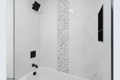 643 S 10th St, Newark, NJ 07108 - Photo 16