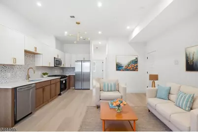 643 S 10th St, Newark, NJ 07108 - Photo 4