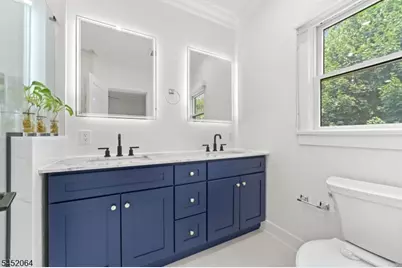 204 Bowers St, Jersey City, NJ 07307 - Photo 18