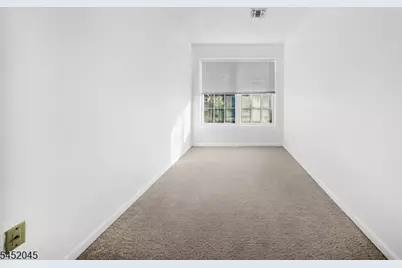 114 George Russell Way, Clifton, NJ 07013 - Photo 18