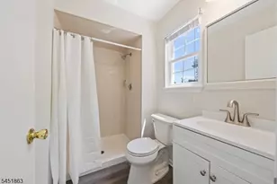 42 Shire Ct, Hillsborough Township, NJ 08844 - Photo 18