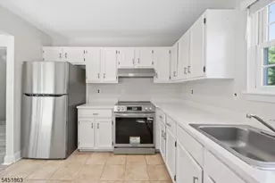 42 Shire Ct, Hillsborough Township, NJ 08844 - Photo 8