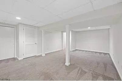 42 Shire Ct, Hillsborough Township, NJ 08844 - Photo 22