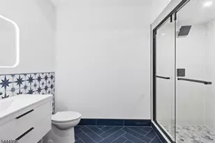 647 S 10th St, Newark, NJ 07108 - Photo 14