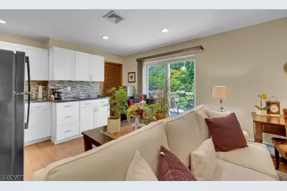 16 Argus Ave, Butler, NJ 07405 - Photo 2