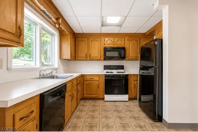 239 8th Ave #1, Paterson, NJ 07514 - Photo 8