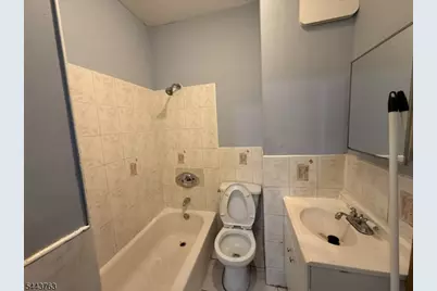 576 13th Ave, Newark, NJ 07103 - Photo 6