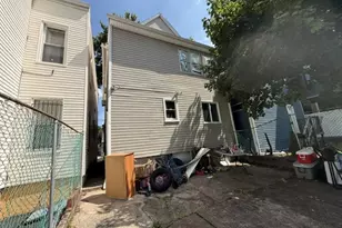 576 13th Ave, Newark, NJ 07103 - Photo 8