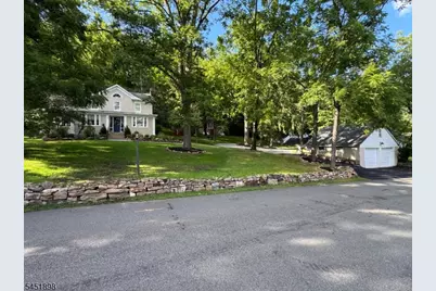 159 Mountainside Rd, Mendham Township, NJ 07945 - Photo 4