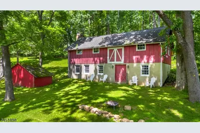 159 Mountainside Rd, Mendham Township, NJ 07945 - Photo 2